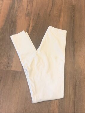 White High-Waist Leggings